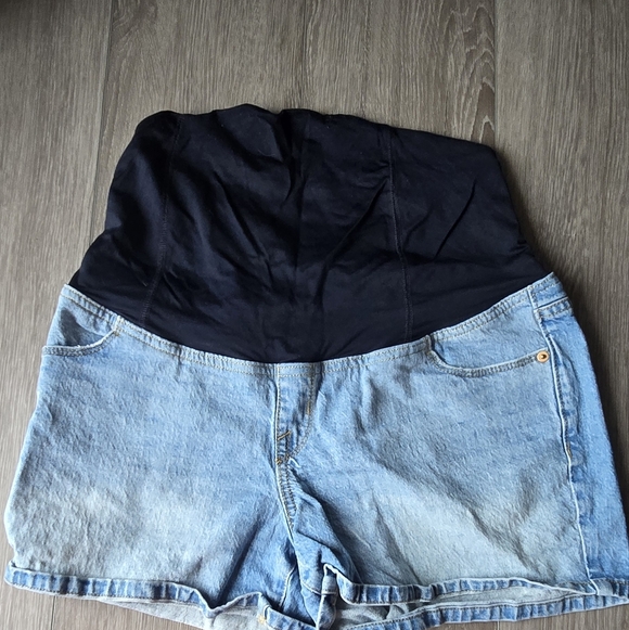 Maternity Midi Jean Shorts Medium Belly Support Summer Casual Baby Bump Friendly - Picture 2 of 5